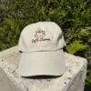 Casquette brodée beige - Accessoires personnalisés - L'atelier Broderie avec Laura