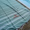 Fouta personnalisée bleue et blanche - Mode & Maison - L'atelier Broderie avec Laura