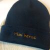 Bonnet enfant à personnaliser : broderie 'Mini héros' - Accessoires personnalisés - L'atelier broderie avec Laura