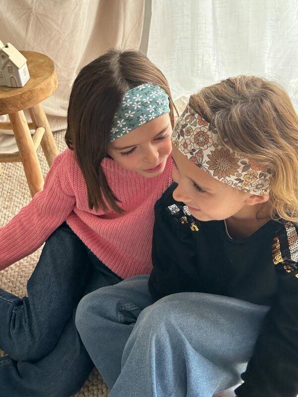 Bandeau cheveux enfant Marguerite - Accessoire personnalisé - L'atelier Broderie avec Laura