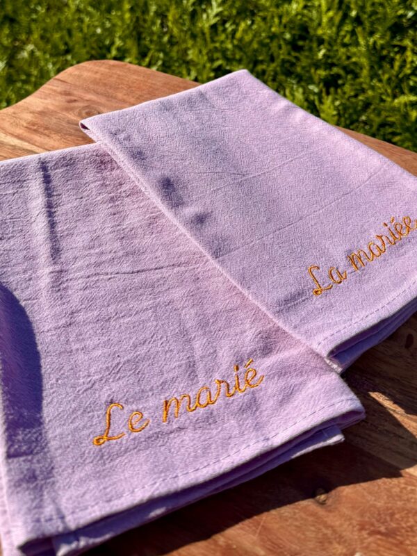 Duo de serviettes brodées pour évènements et mariage - L'atelier Broderie avec Laura