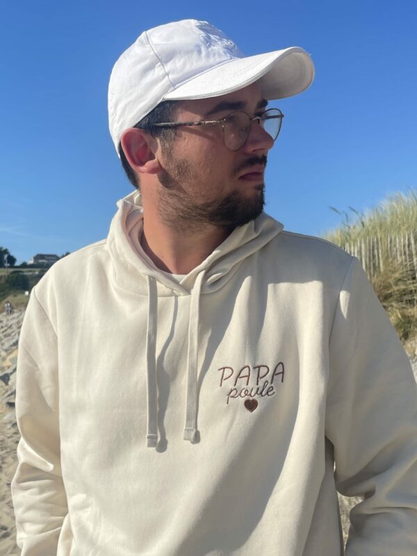 Sweat à message brodé homme - Vêtements brodés personnalisés - L'Atelier Broderie avec Laura