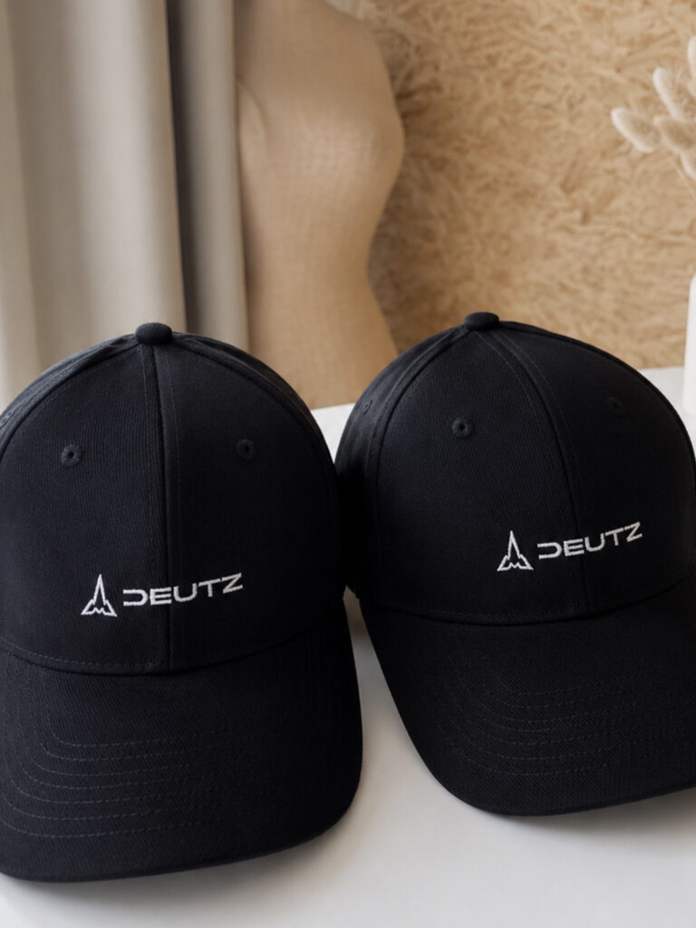 Prestation de broderie pour les professionnels : Casquettes 'Deutz' - L'atelier broderie avec Laura